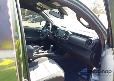 2021 Toyota Tacoma Trd Sport z USA, uszkodzony, nr VIN 5TFAZ5CN6MX102253